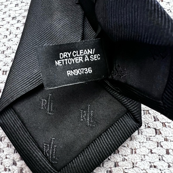 NWT Ralph Lauren Boys Solid Crest Tie! - Picture 7 of 7